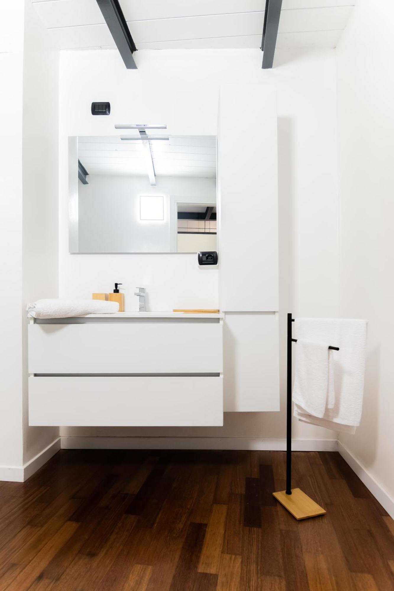 Mini Loft Torre San Vitale Como